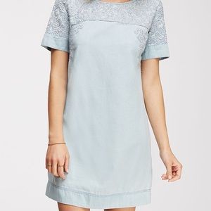 💎 Forever 21 Embroider Denim Dress